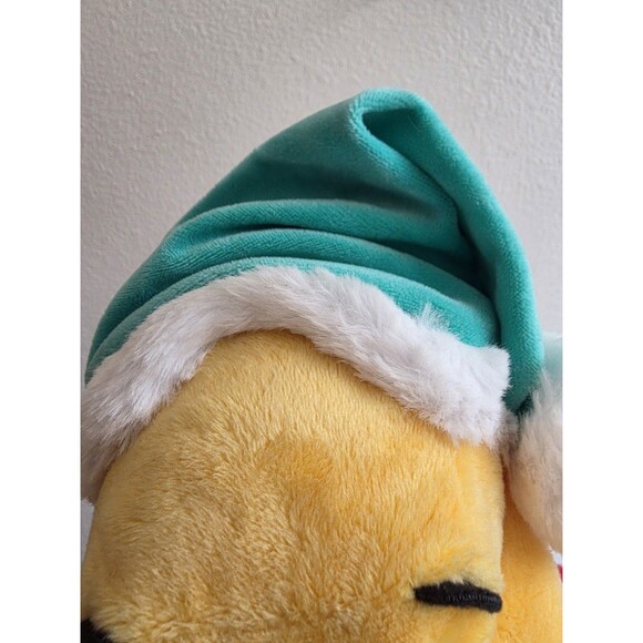 DISNEY STORE WINNIE THE POOH HOLIDAY PLUSH 12 1/2" CHRISTMAS 2018 *RARE* - Picture 5 of 7